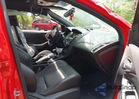 2015 Ford Focus St z USA, uszkodzony, nr VIN 1FADP3L99FL274612